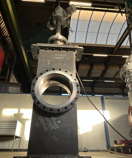 Fabrication de vannes pour pipelines